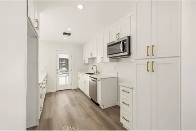 20110 Superior Street, Chatsworth, CA 91311 - Photo 25
