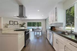 4527 Santa Lucia Dr, Woodland Hills, CA 91364 - Photo 15