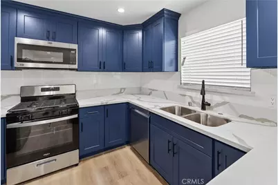 678 E 45th, Los Angeles, CA 90011 - Photo 11