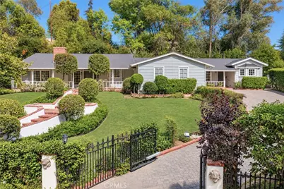 5408 Penfield Avenue, Woodland Hills, CA 91364 - Photo 1
