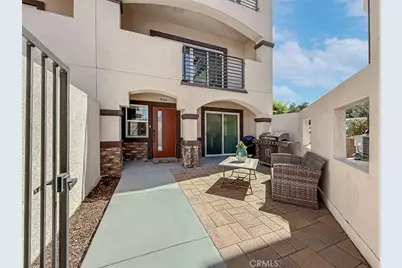 946 Warwick, Thousand Oaks, CA 91360 - Photo 7