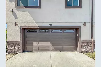 946 Warwick, Thousand Oaks, CA 91360 - Photo 55