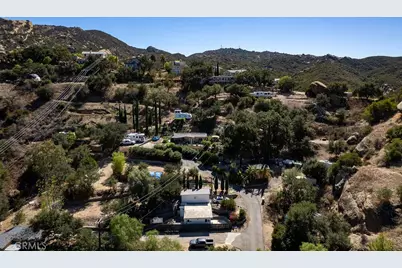 1068 Loma Lane, Simi Valley, CA 93063 - Photo 3