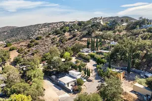 1068 Loma Ln, Simi Valley, CA 93063 - Photo 37