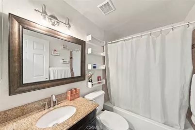 10943 Laurel Canyon Boulevard #B9, San Fernando, CA 91340 - Photo 17