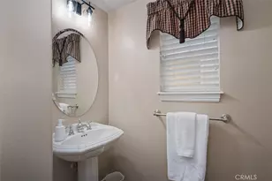 25337 Los Arqueros Dr, Valencia, CA 91381 - Photo 29