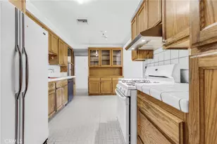 10423 Irondale Ave, Chatsworth, CA 91311 - Photo 5