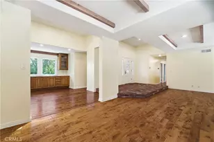 5335 Campo Rd, Woodland Hills, CA 91364 - Photo 11
