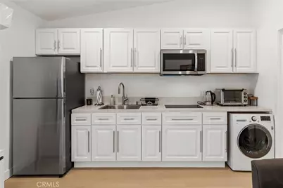 18216 Hartland Street, Reseda, CA 91335 - Photo 33