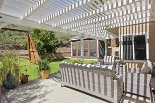 24109 Clearbank, Newhall, CA 91321 - Photo 51
