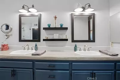 24109 Clearbank, Newhall, CA 91321 - Photo 47