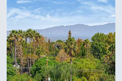 5015 Casa Dr., Tarzana, CA 91356 - Photo 49