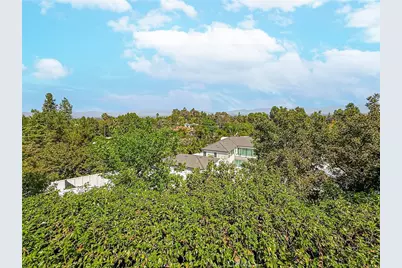 5015 Casa Dr., Tarzana, CA 91356 - Photo 45