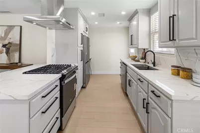 18216 Hartland Street, Reseda, CA 91335 - Photo 11