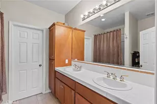24012 Brideport Ln, Valencia, CA 91355 - Photo 23