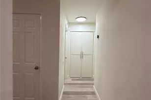13214 Moorpark, Sherman Oaks, CA 91423 - Photo 3