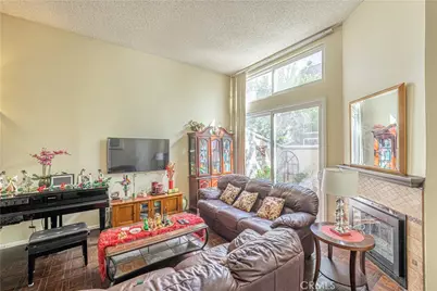 21901 Lassen Street #155, Chatsworth, CA 91311 - Photo 37