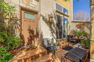 21901 Lassen St, Chatsworth, CA 91311 - Photo 29