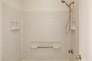 21309 Eucalyptus, Newhall, CA 91321 - Photo 11