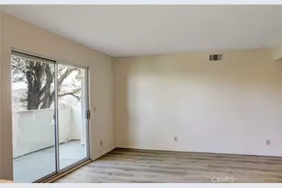 21309 Eucalyptus #203, Newhall, CA 91321 - Photo 3