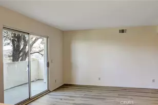 21309 Eucalyptus, Newhall, CA 91321 - Photo 3