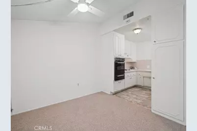 19155 Avenue Of The Oaks, Newhall, CA 91321 - Photo 11