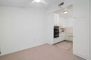 19155 Ave Of The Oaks, Newhall, CA 91321 - Photo 11