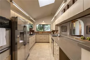 3585 Military, Los Angeles, CA 90034 - Photo 13