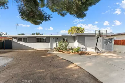 1027 W Avenue J12, Lancaster, CA 93534 - Photo 1