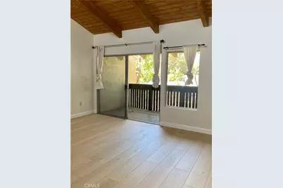 18350 Hatteras, Tarzana, CA 91356 - Photo 3