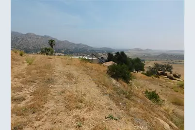 8740 Azul Drive, West Hills, CA 91304 - Photo 11