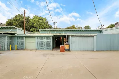 335 E Beach Avenue, Inglewood, CA 90302 - Photo 5