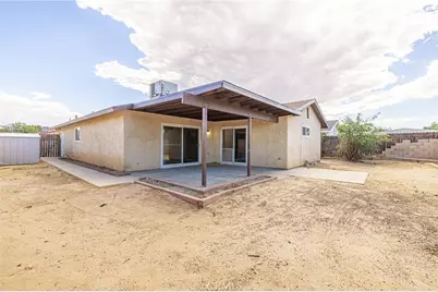 1111 Herzel, Lancaster, CA 93535 - Photo 31