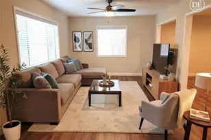 22436 Avenue San Luis, Woodland Hills, CA 91364 - Photo 9