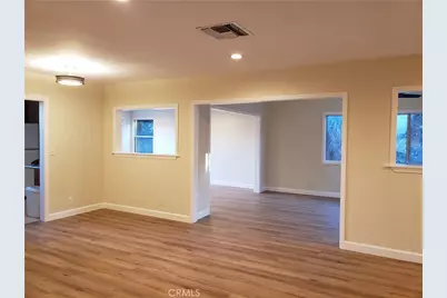 22436 Avenue San Luis, Woodland Hills, CA 91364 - Photo 11