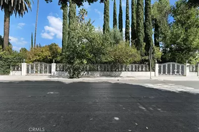 4830 Woodley Avenue, Encino, CA 91436 - Photo 55