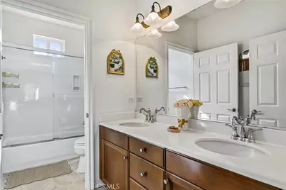13365 Los Olivos, Sylmar, CA 91342 - Photo 29