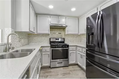 9600 Sylmar Avenue #19, Panorama City, CA 91402 - Photo 13