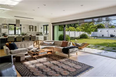 4637 Morella Avenue, Valley Village, CA 91607 - Photo 9