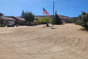 46720 Kings Canyon, Lancaster, CA 93536 - Photo 3