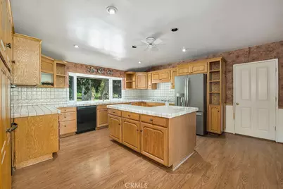 11583 Zelzah Avenue, Granada Hills, CA 91344 - Photo 5