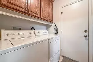 9525 Encino, Northridge, CA 91325 - Photo 19