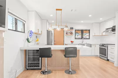 3007 3009 S Hobart Boulevard, Los Angeles, CA 90018 - Photo 15