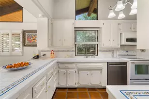 26 Coolwater Rd, Bell Canyon, CA 91307 - Photo 11