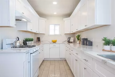 1595 Bancroft Way, Pasadena, CA 91103 - Photo 11