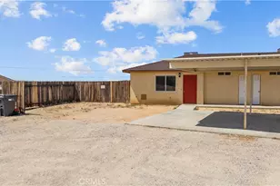 21041 Vivian Ct, California City, CA 93505 - Photo 7