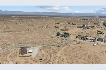 21041 Vivian Court, California City, CA 93505 - Photo 11