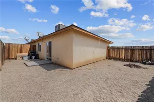 21041 Vivian Ct, California City, CA 93505 - Photo 33