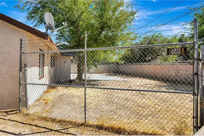 1438 W Avenue H-14, Lancaster, CA 93534 - Photo 35