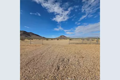 20474 Waalew, Apple Valley, CA 92307 - Photo 7
